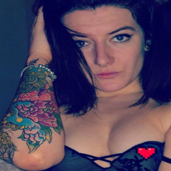TLaura18`s avatar