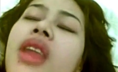 indonesian Girl Ria First Anal