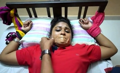 Desi Indian Finging Her Fucking Pussy For Cam At