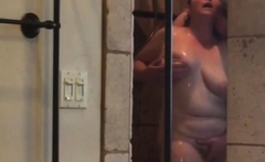 Husband gets his BBW girl off in shower passionately
