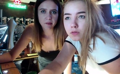 Cute amateur webcam teen girl toying pussy on webcam