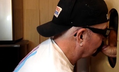 Moustache amateur deepthroating