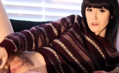 Amateur brunette ariana marie solo toying