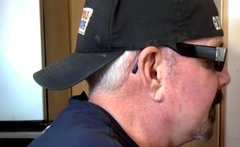 Mature gloryhole lover giving deepthroat