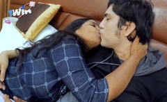 Condom hook-up with Sandhya Bhabhi in hotel - super hot and