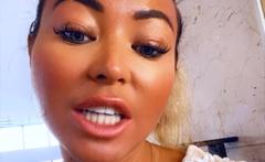 Amateur webcam babe showing her sexual goods