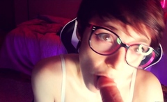 Bubble Butt Amateur Goes Solo With A Toy In The Powder Room