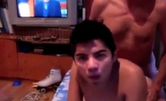 Bareback Mexican Daddy Breeds Twink On Webcam