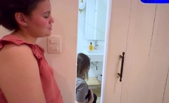 Brunette Solo Webcam Masturbation