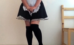Cosplay Japanese Maid Pees in HD Homemade Video