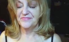 Mature Girl Gives Handjob with Cumshot