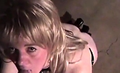 Kinky Girl Services the Cable Guy