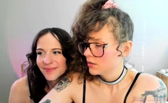 Blonde Brunette Lesbians Flaming Pussy Licking Fingering
